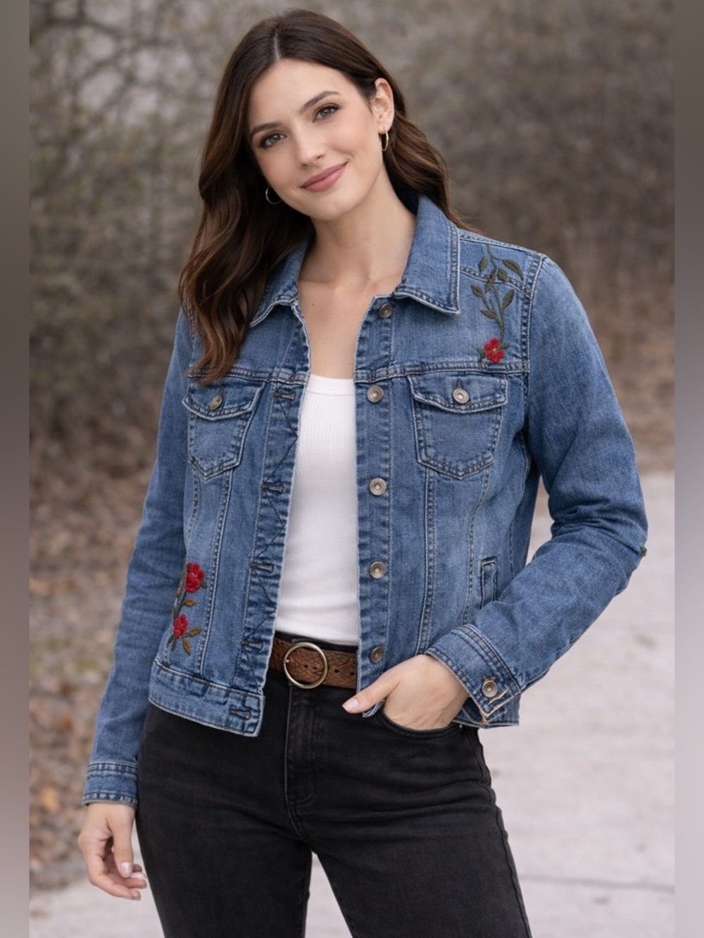 Lee Embroidered Denim Jacket Women’s Small | Vintage-Inspired Floral Jean Jacket
